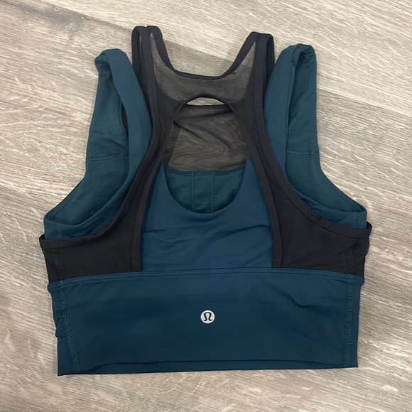 Lulu Lemon Sports Bra Size 2 - Picture 2 of 4